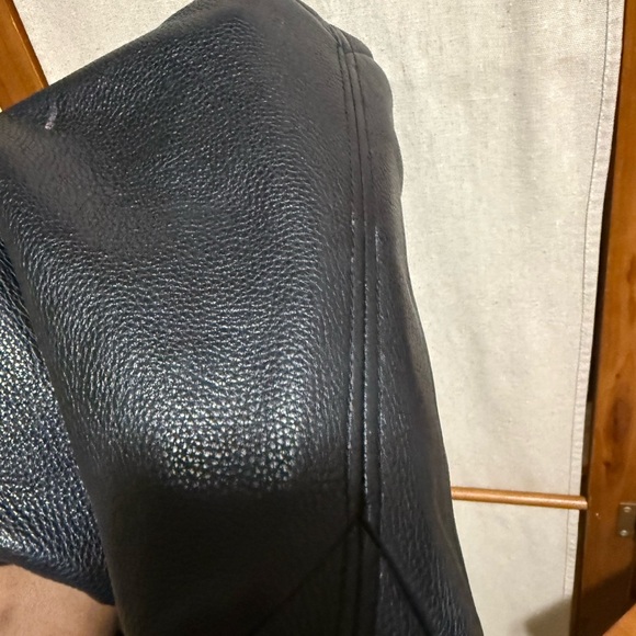 Michael Kors pebble leather shoulder bag - Picture 14 of 15